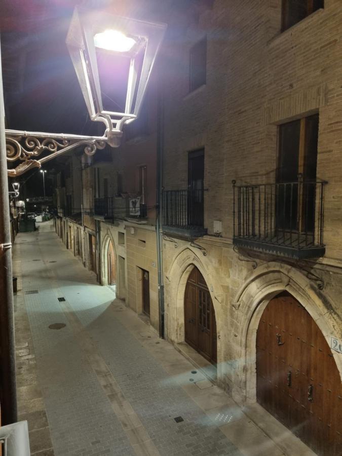 Hostal La Rua Естеля Екстериор снимка
